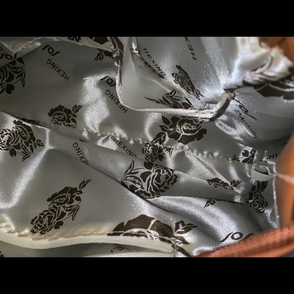 Purse - Picture 4 of 4